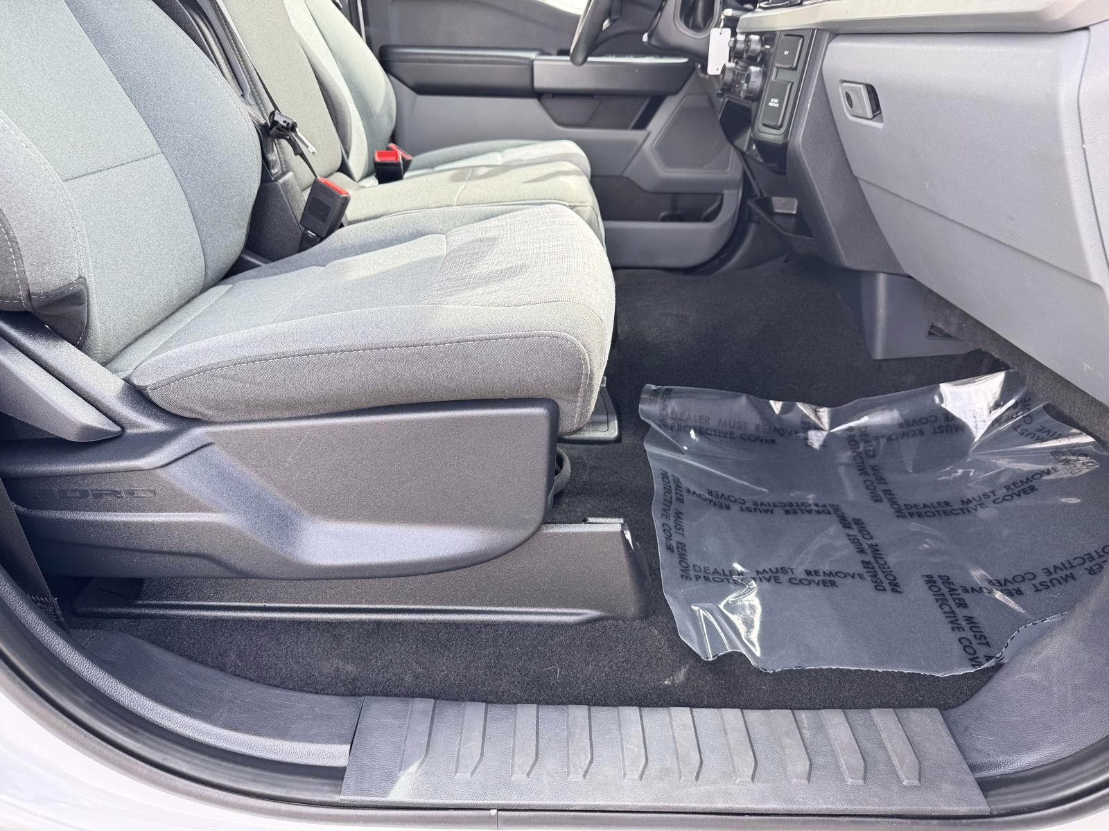 2023 Oxford White Ford Super Duty F-350 SRW XLT 4X4 Truck