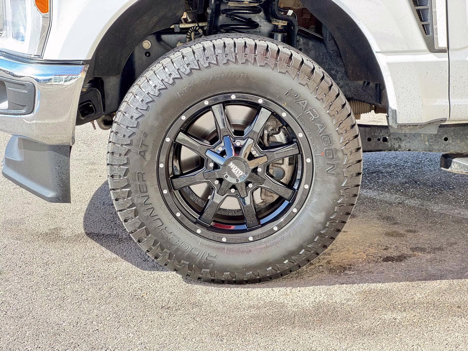 2023 Oxford White Ford Super Duty F-350 SRW XLT 4X4 Truck