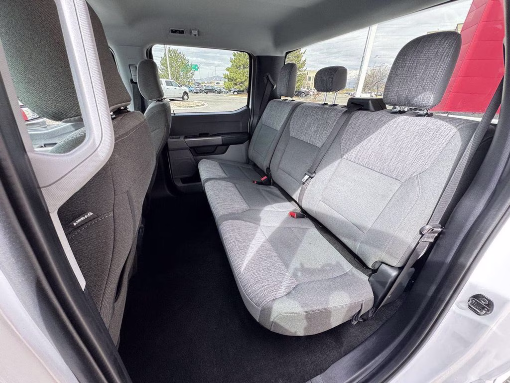 2023 White Ford Super Duty F-350 SRW XLT 4X4 Truck
