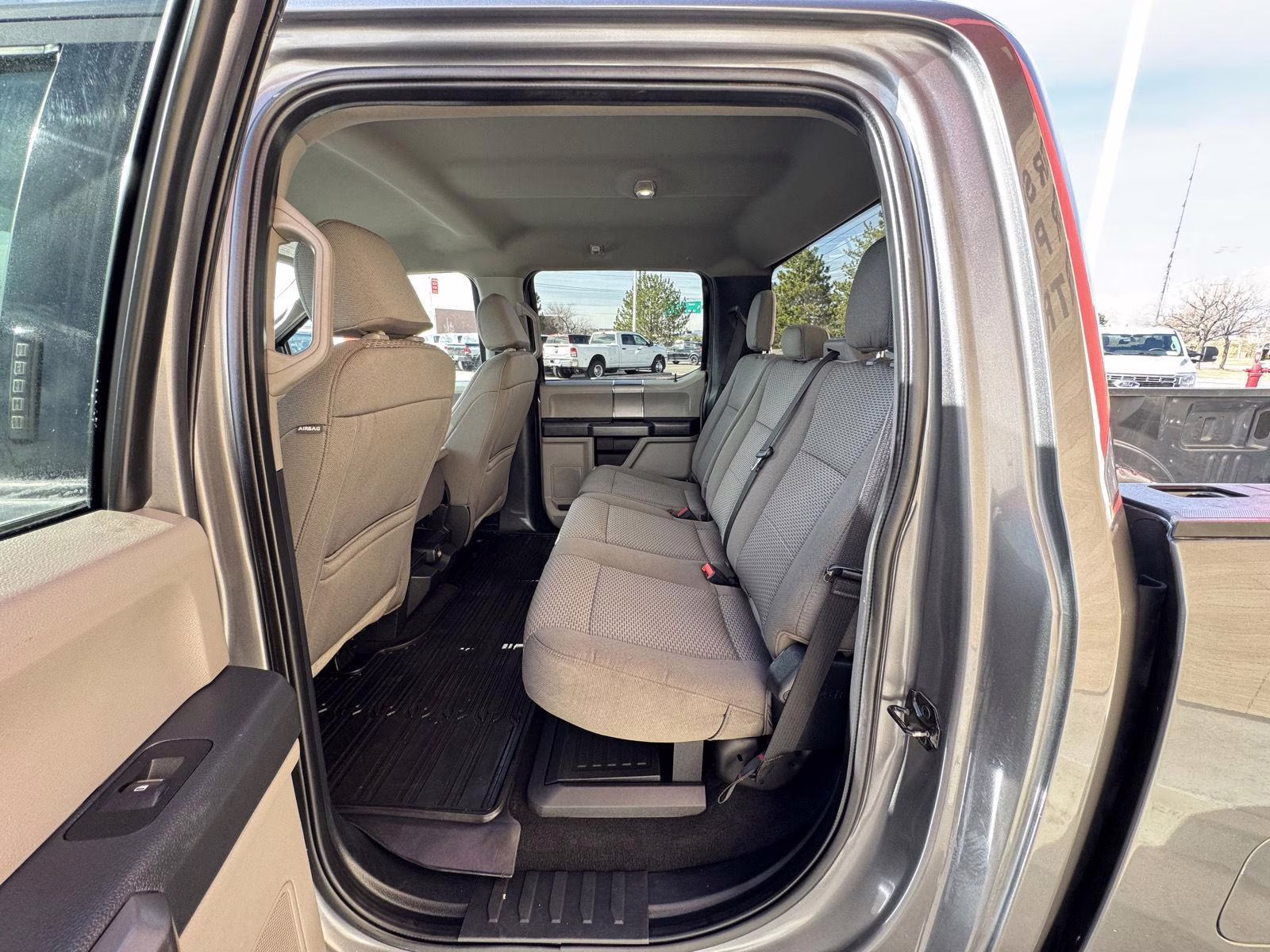 2022 Carbonized Gray Ford Super Duty F-350 SRW XLT 4X4 Truck