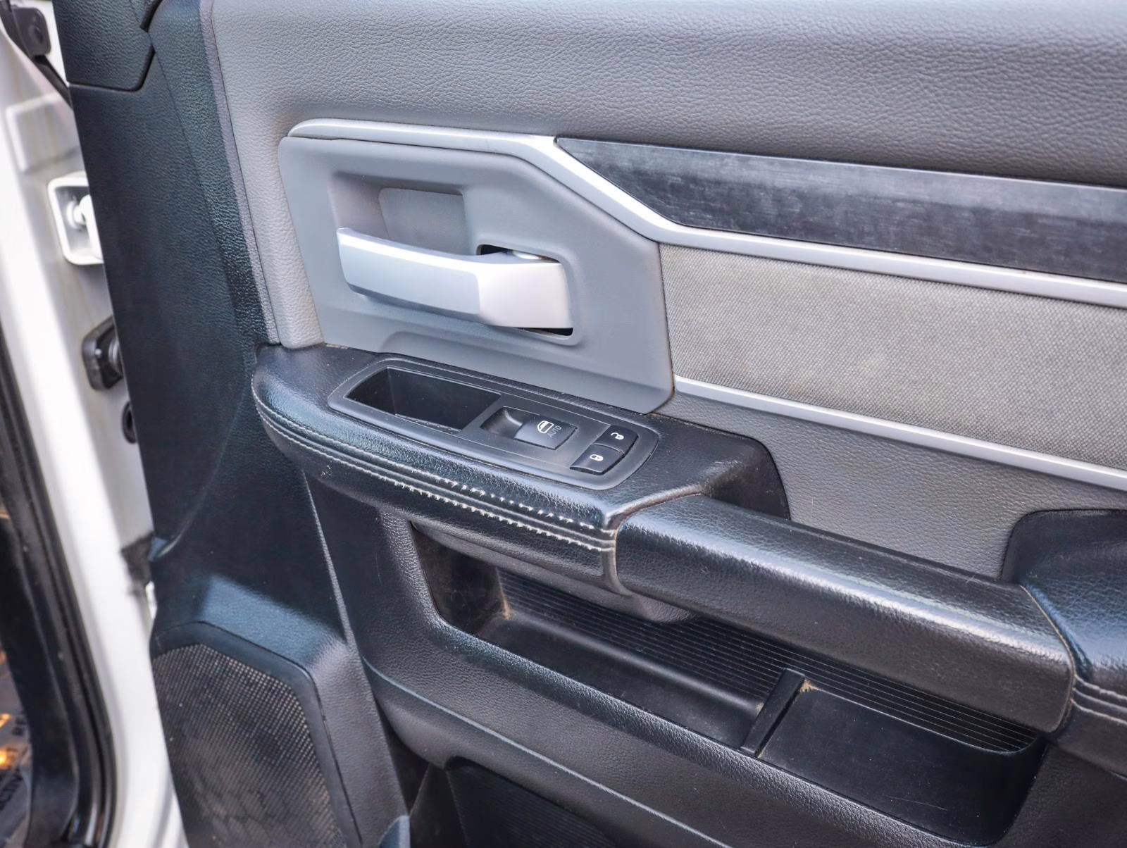 2020 Bright White Clearcoat Ram 2500 Big Horn 4X4 Truck