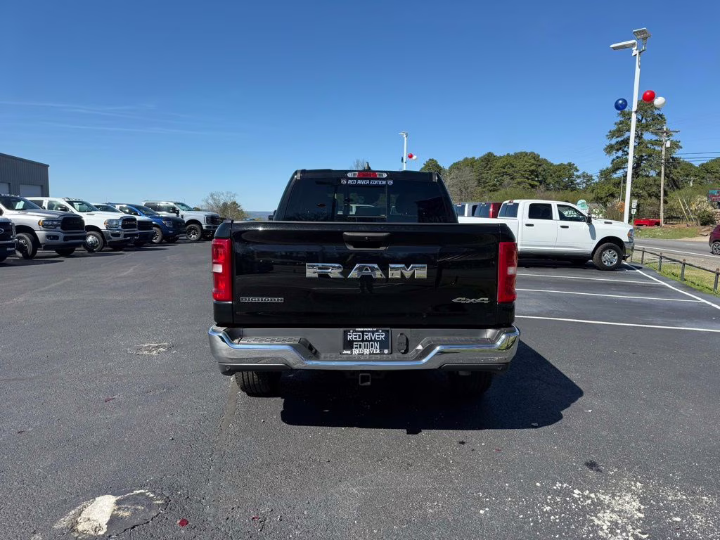 2025 Diamond Black Crystal Pearlcoat Ram 1500 Big Horn 4X4 Truck