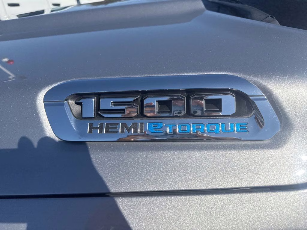 2022 Billet Silver Metallic Clearcoat Ram 1500 Big Horn 4X4 Truck