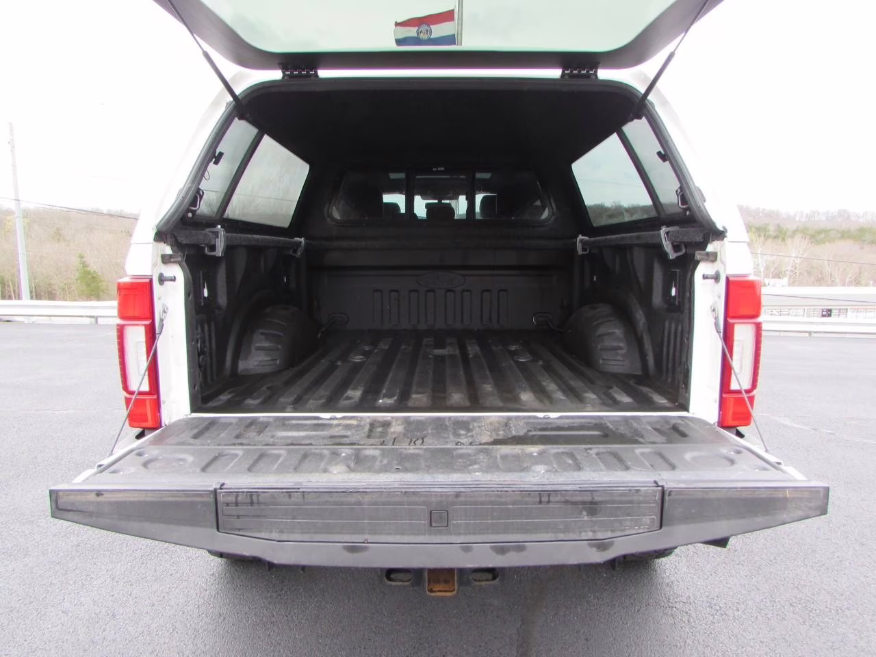 2022 Star White Metallic Tri-Coat Ford Super Duty F-250 SRW Platinum 4X4 Truck