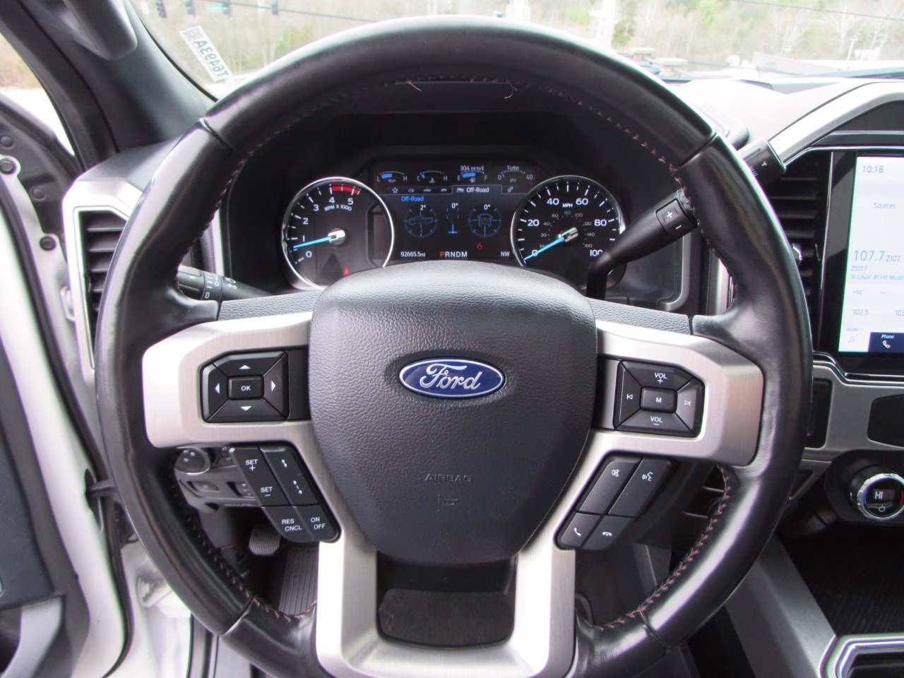 2022 Star White Metallic Tri-Coat Ford Super Duty F-250 SRW Platinum 4X4 Truck