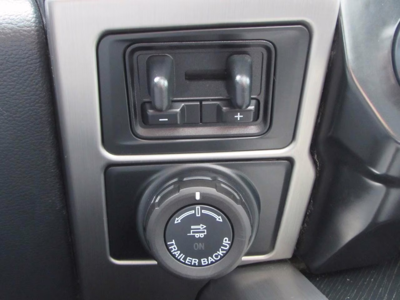 2022 Star White Metallic Tri-Coat Ford Super Duty F-250 SRW Platinum 4X4 Truck