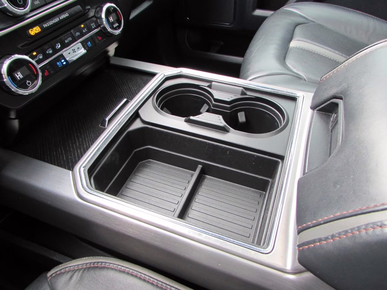 2022 Star White Metallic Tri-Coat Ford Super Duty F-250 SRW Platinum 4X4 Truck