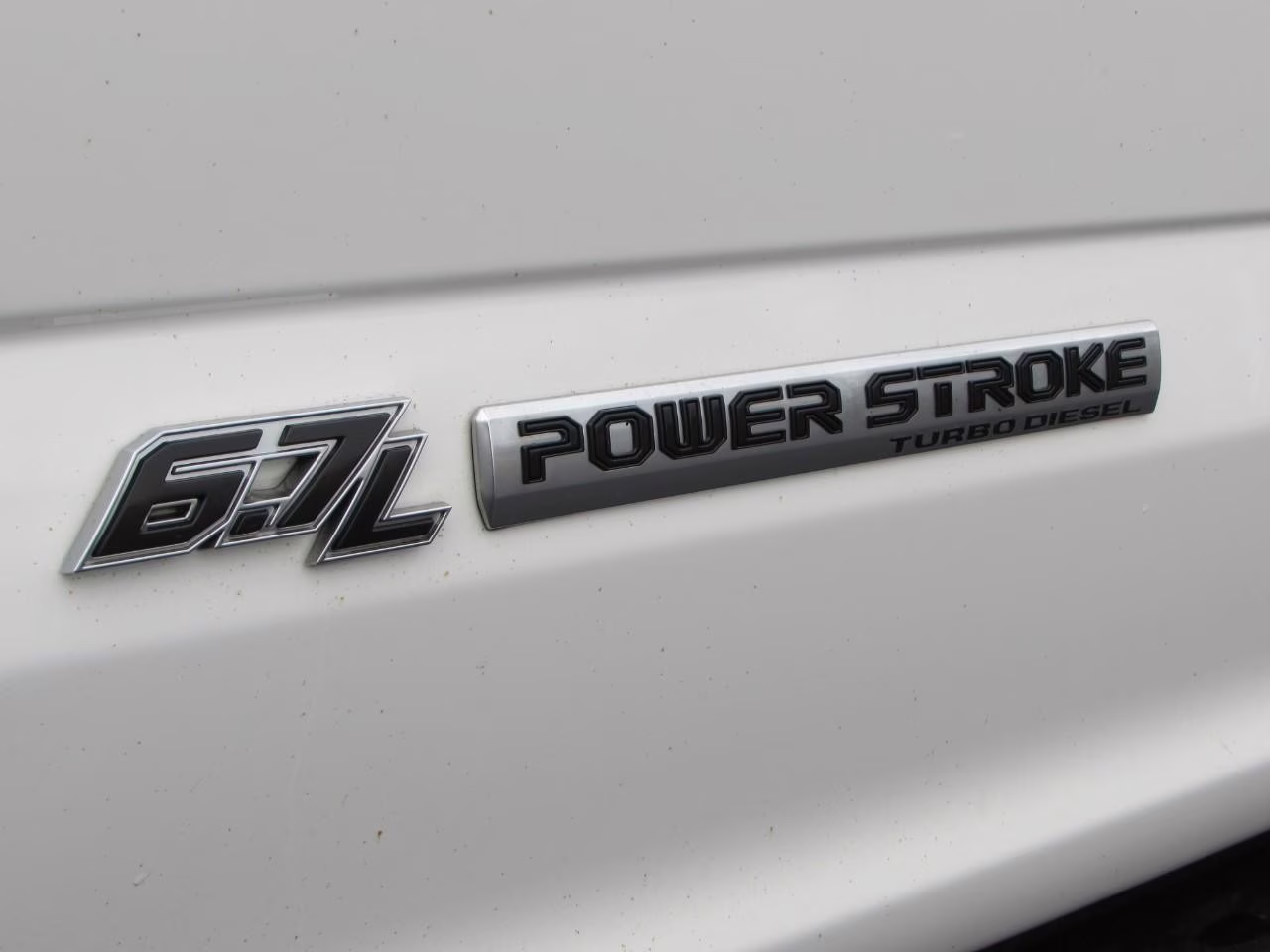 2022 Star White Metallic Tri-Coat Ford Super Duty F-250 SRW Platinum 4X4 Truck