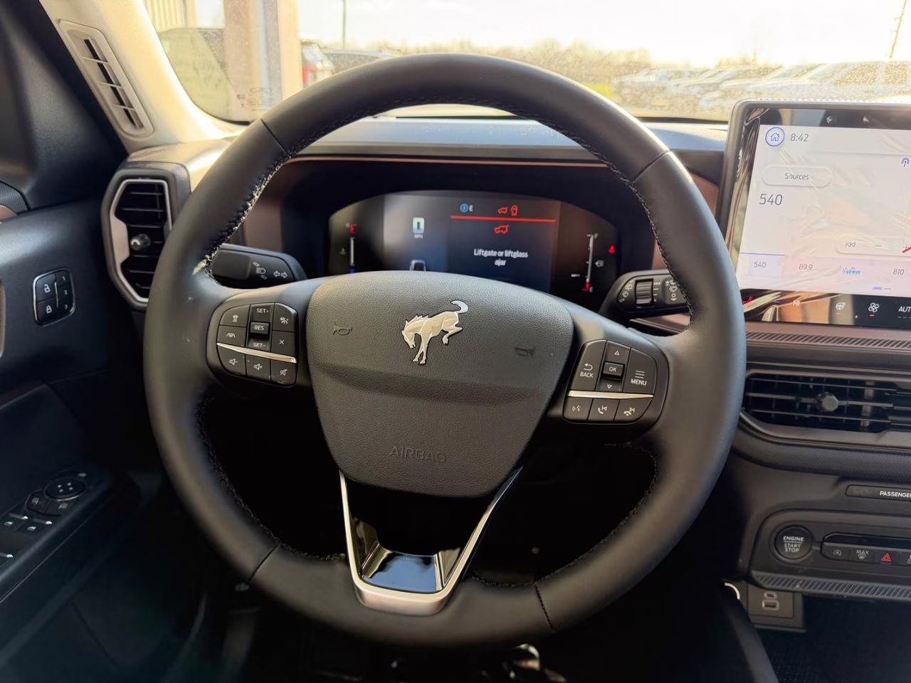 2026 Oxford White Ford Bronco Sport Outer Banks 4X4 SUV