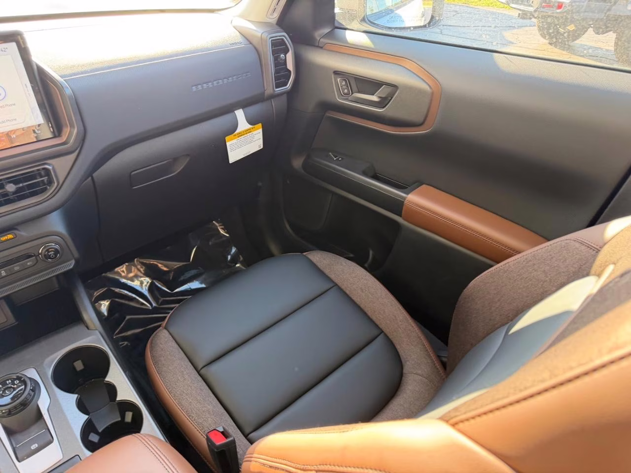 2026 Oxford White Ford Bronco Sport Outer Banks 4X4 SUV