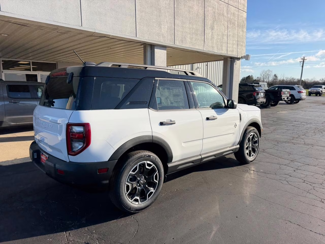 2026 Oxford White Ford Bronco Sport Outer Banks 4X4 SUV
