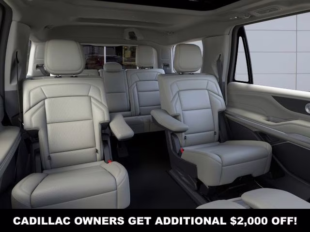 2026 Pristine White Metallic Tri-Coat Lincoln Navigator Reserve 4X4 SUV