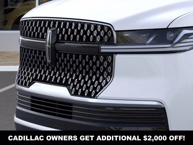 2026 Pristine White Metallic Tri-Coat Lincoln Navigator Reserve 4X4 SUV