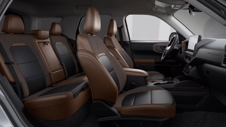 2026 Space White Metallic Ford Bronco Sport Outer Banks 4X4 SUV