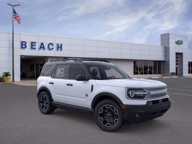 2026 Space White Metallic Ford Bronco Sport Outer Banks 4X4 SUV