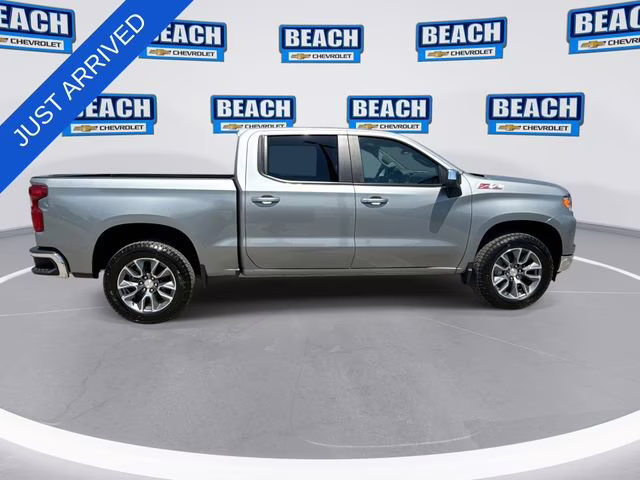 2026 Sterling Gray Metallic Chevrolet Silverado 1500 LT 4X4 Truck