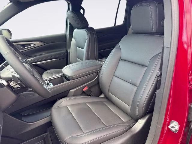 2026 Radiant Red Tintcoat Chevrolet Traverse LT FWD SUV