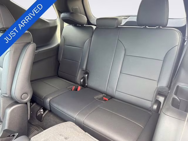 2026 Radiant Red Tintcoat Chevrolet Traverse LT FWD SUV