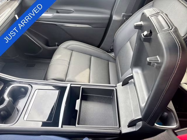 2026 Polar White Tricoat Chevrolet Traverse High Country FWD SUV