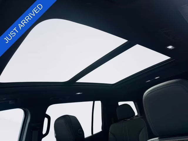 2026 Polar White Tricoat Chevrolet Traverse High Country FWD SUV