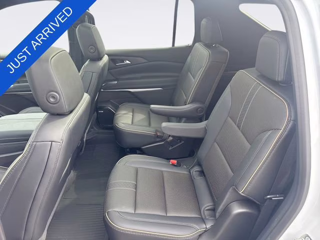 2026 Polar White Tricoat Chevrolet Traverse High Country FWD SUV