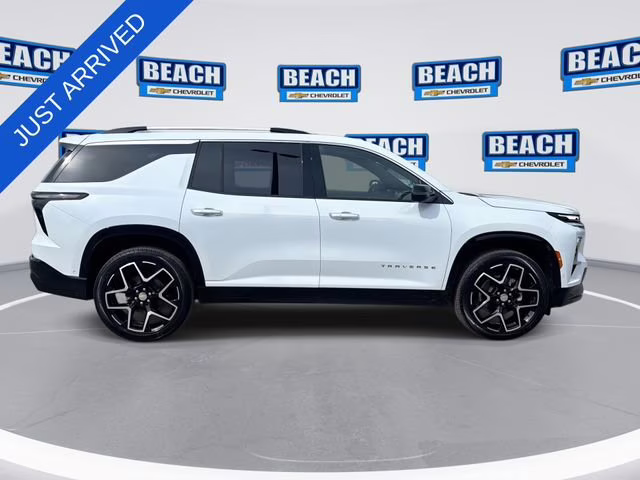 2026 Polar White Tricoat Chevrolet Traverse High Country FWD SUV