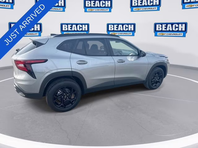 2026 Sterling Gray Metallic Chevrolet Trax LT FWD SUV