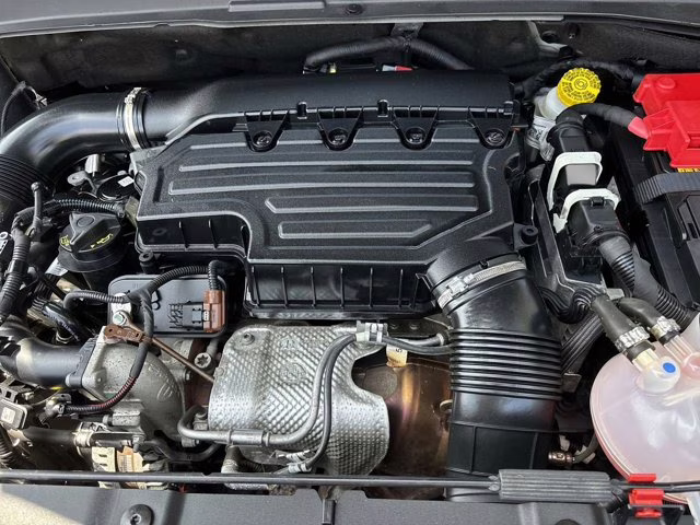 2022 Black Clearcoat Jeep Renegade Latitude 4X4 SUV