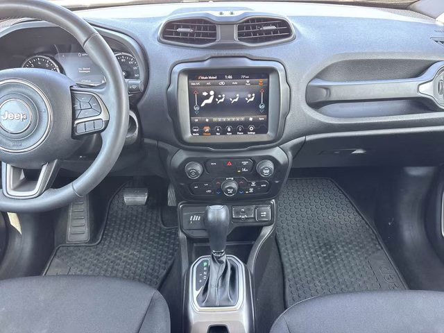 2022 Black Clearcoat Jeep Renegade Latitude 4X4 SUV