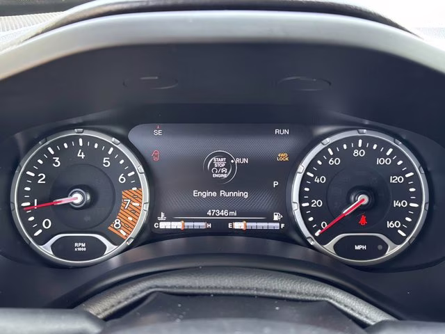 2022 Black Clearcoat Jeep Renegade Latitude 4X4 SUV