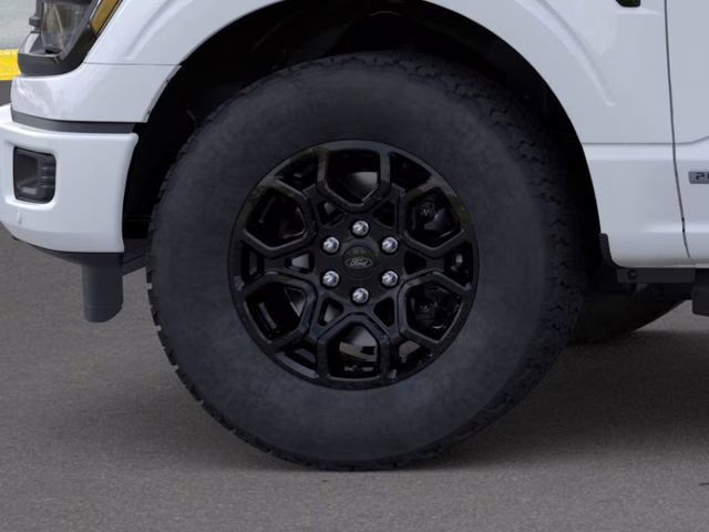 2026 Oxford White Ford F-150 XLT 4X4 Truck