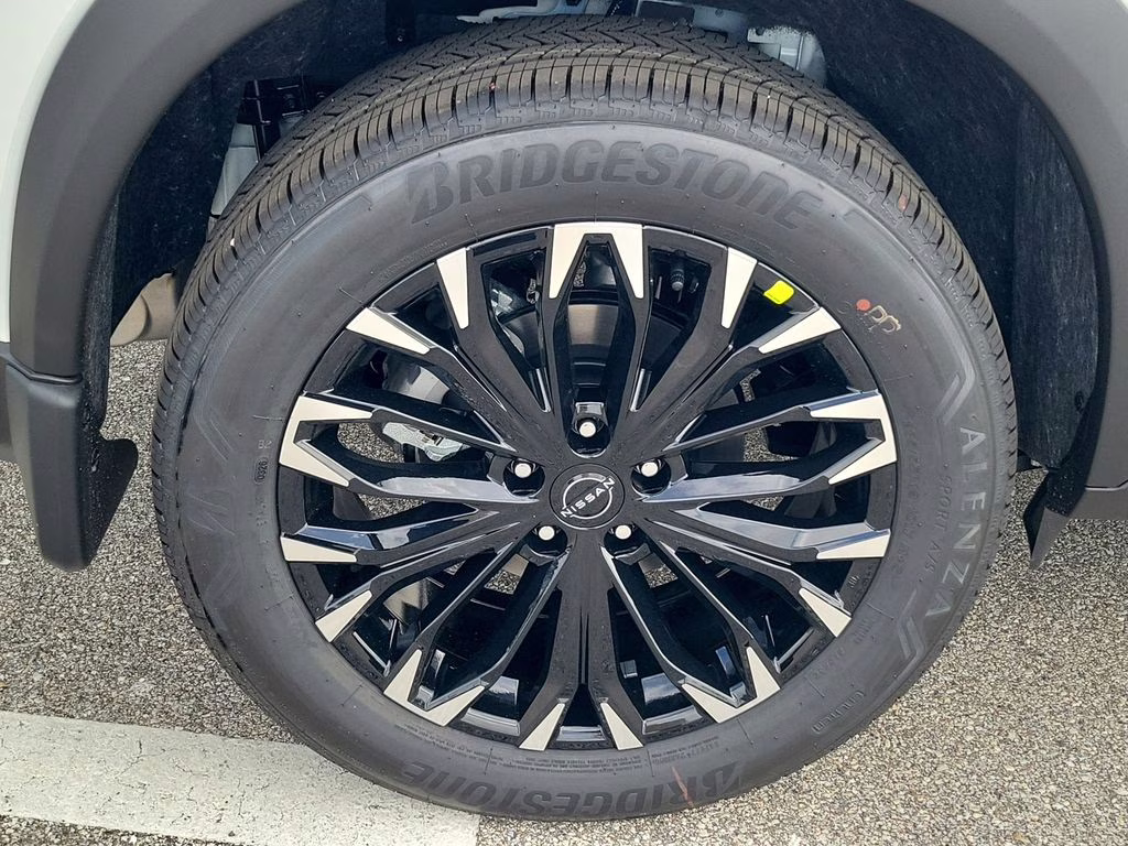 2026 White Pearl Nissan Rogue Dark Armor FWD SUV