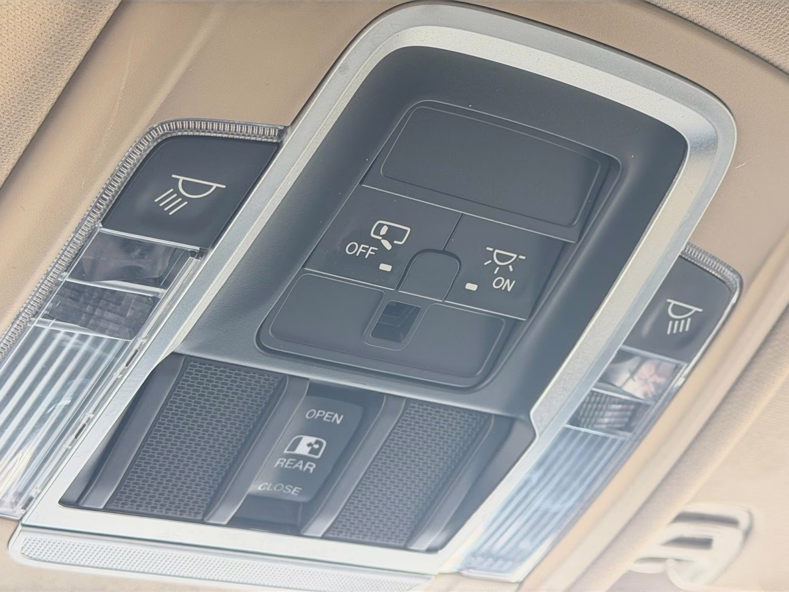 2020 Bright White Clearcoat Ram 1500 Laramie 4X4 Truck