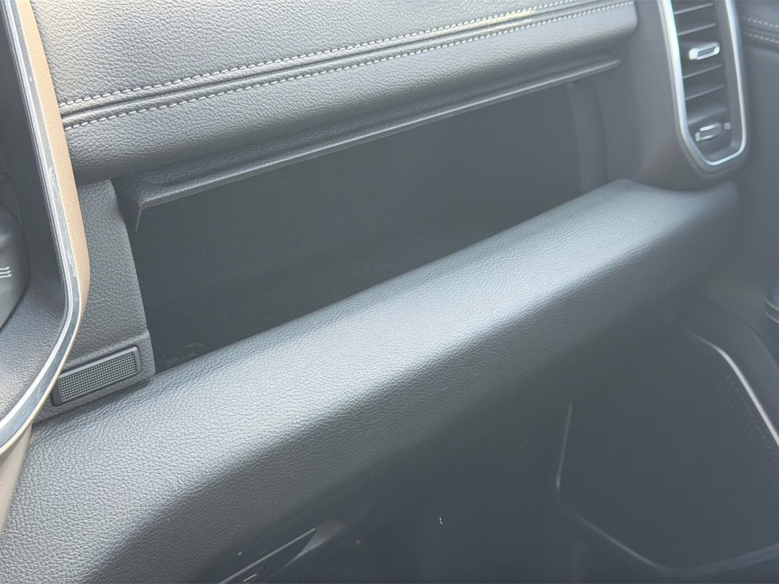 2020 Bright White Clearcoat Ram 1500 Laramie 4X4 Truck