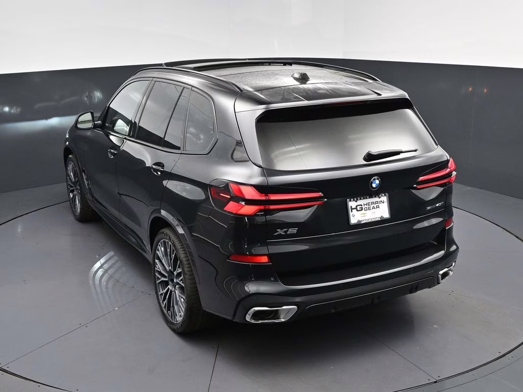 2026 Black Sapphire Metallic BMW X5 sDrive40i RWD SUV