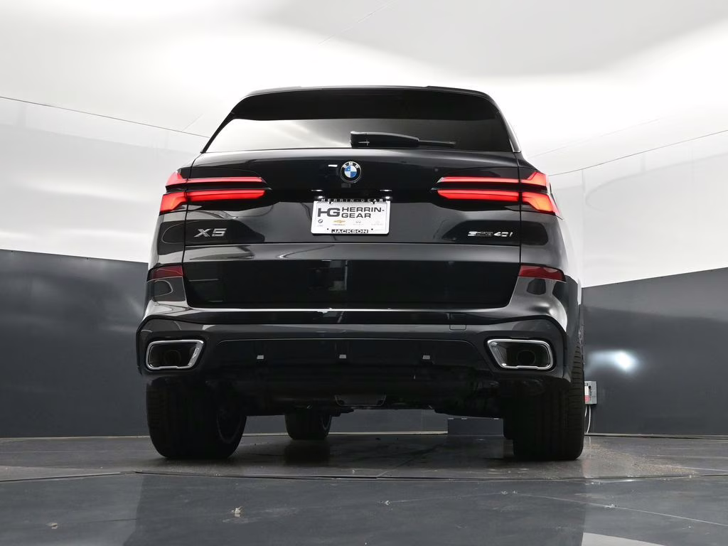 2026 Black Sapphire Metallic BMW X5 sDrive40i RWD SUV