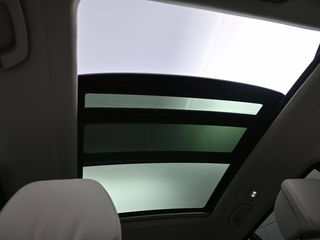 2026 Black Sapphire Metallic BMW X7 xDrive40i AWD SUV