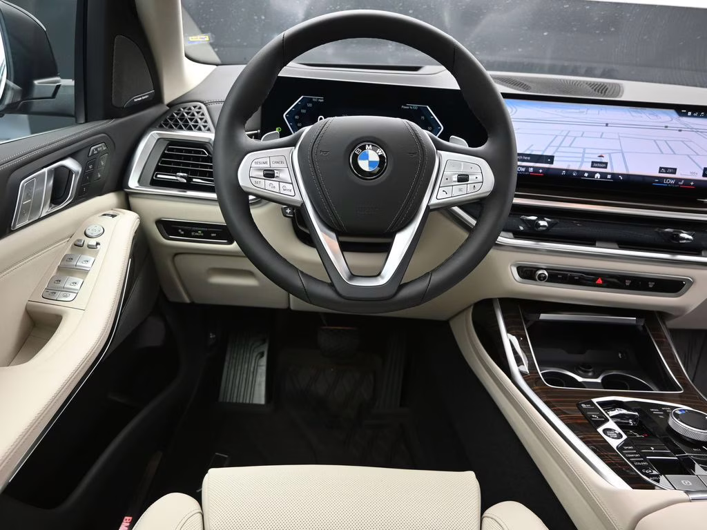 2026 Black Sapphire Metallic BMW X7 xDrive40i AWD SUV