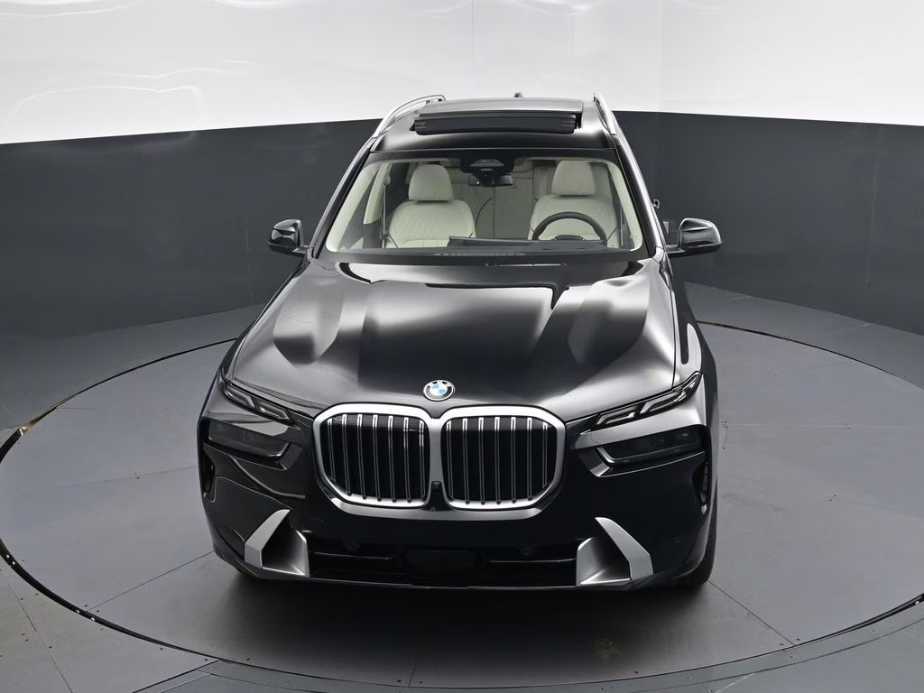 2026 Black Sapphire Metallic BMW X7 xDrive40i AWD SUV