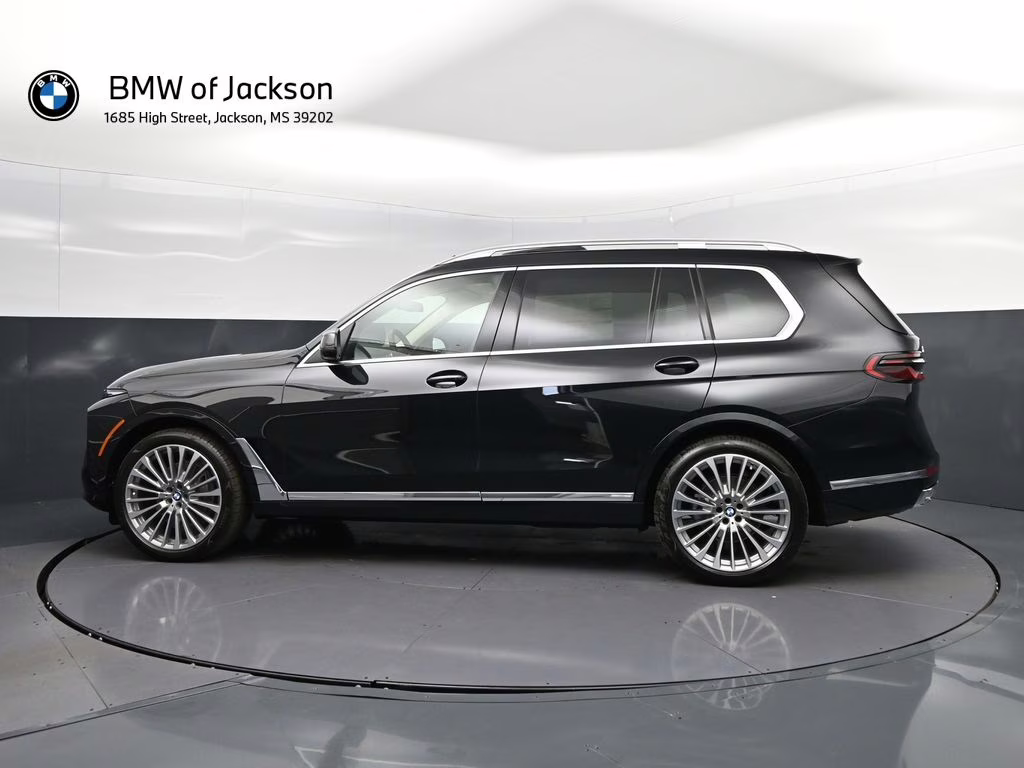 2026 Black Sapphire Metallic BMW X7 xDrive40i AWD SUV