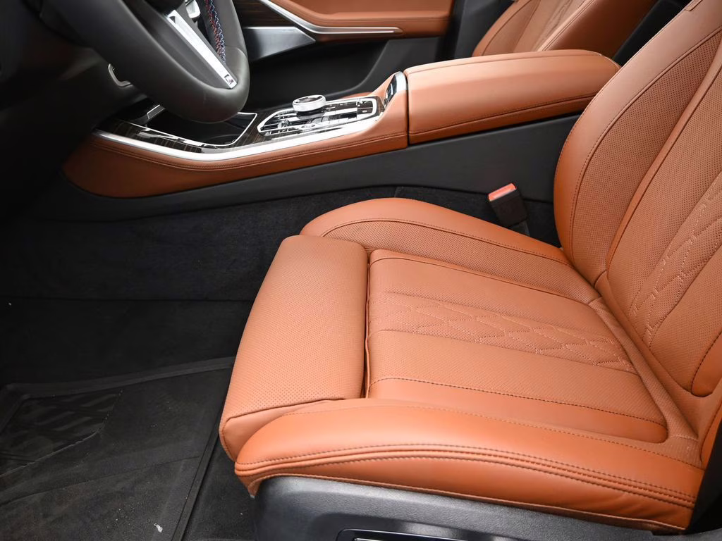 2026 Black Sapphire Metallic BMW X5 M60i AWD SUV