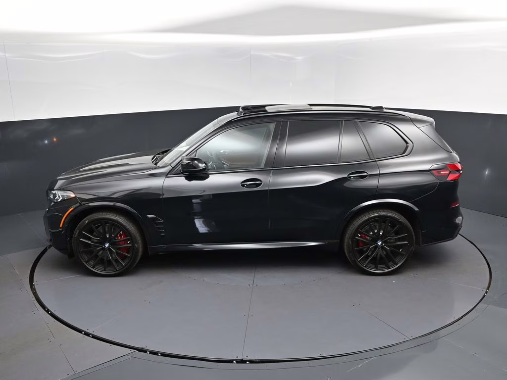 2026 Black Sapphire Metallic BMW X5 M60i AWD SUV