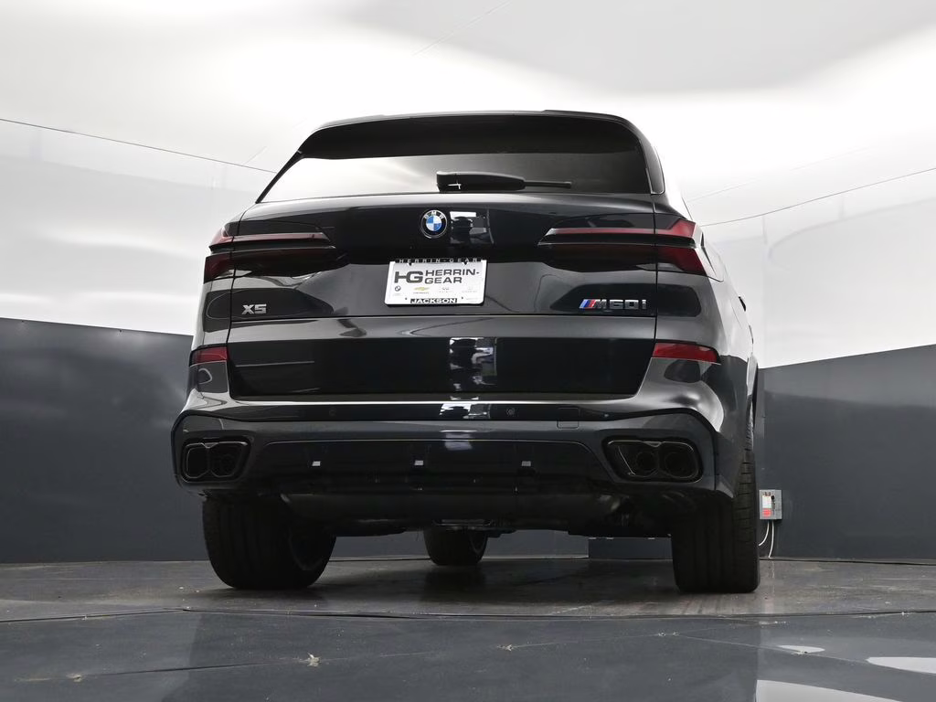 2026 Black Sapphire Metallic BMW X5 M60i AWD SUV