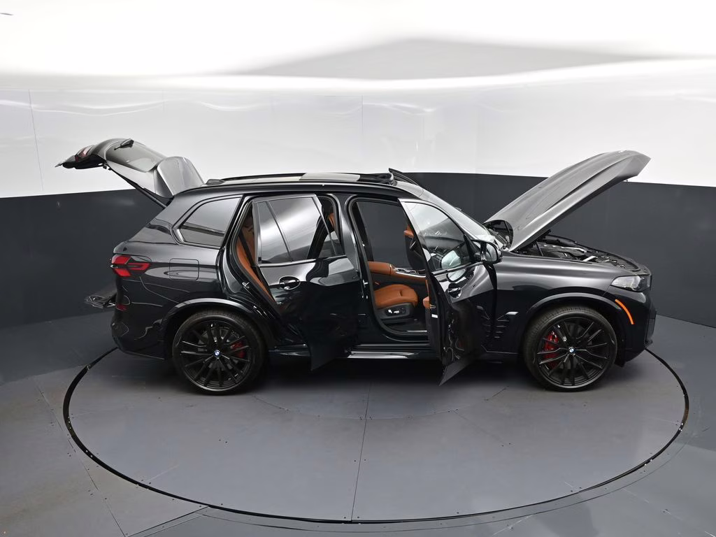 2026 Black Sapphire Metallic BMW X5 M60i AWD SUV