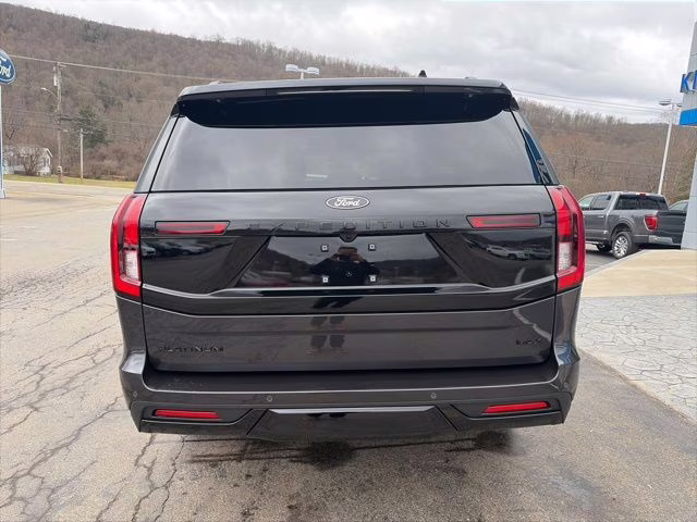 2026 Gray Metallic Ford Expedition Max Platinum 4X4 SUV