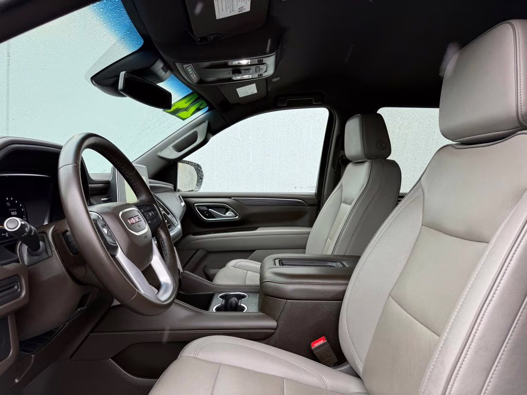 2024 Midnight Blue Metallic GMC Yukon SLT 4X4 SUV