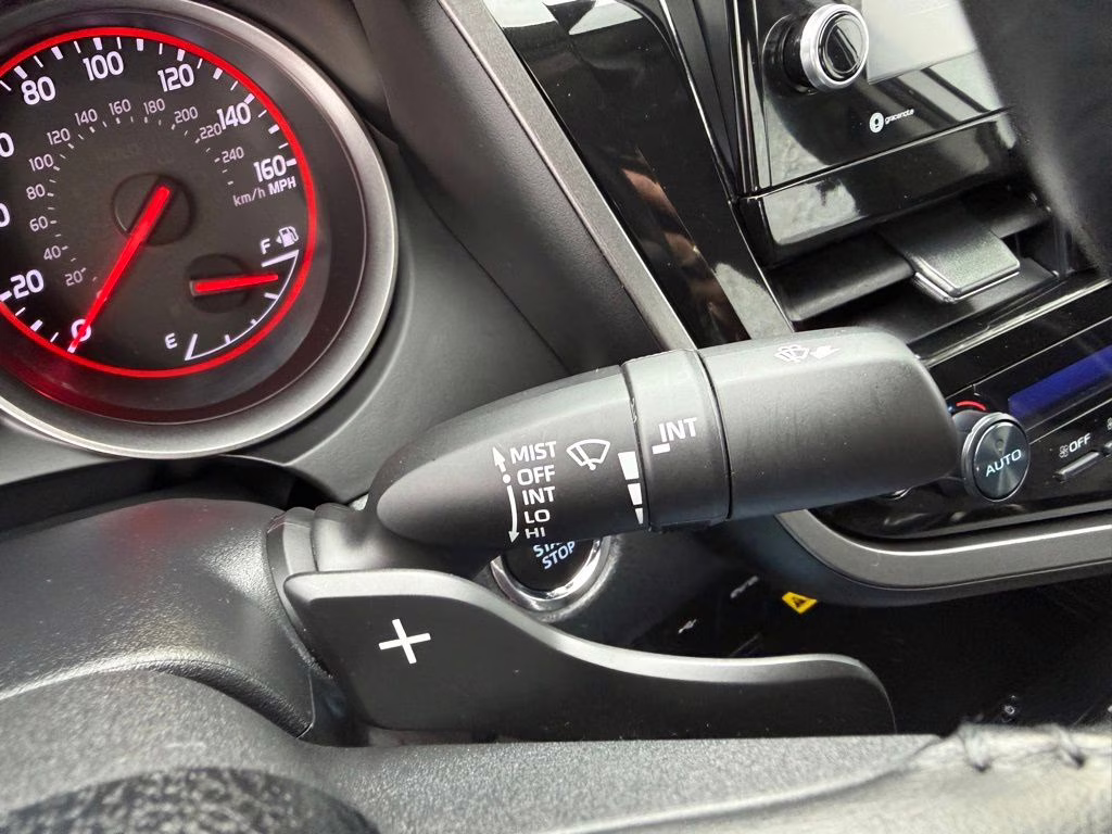 2023 Wind Chill Pearl Toyota Camry XSE FWD Sedan