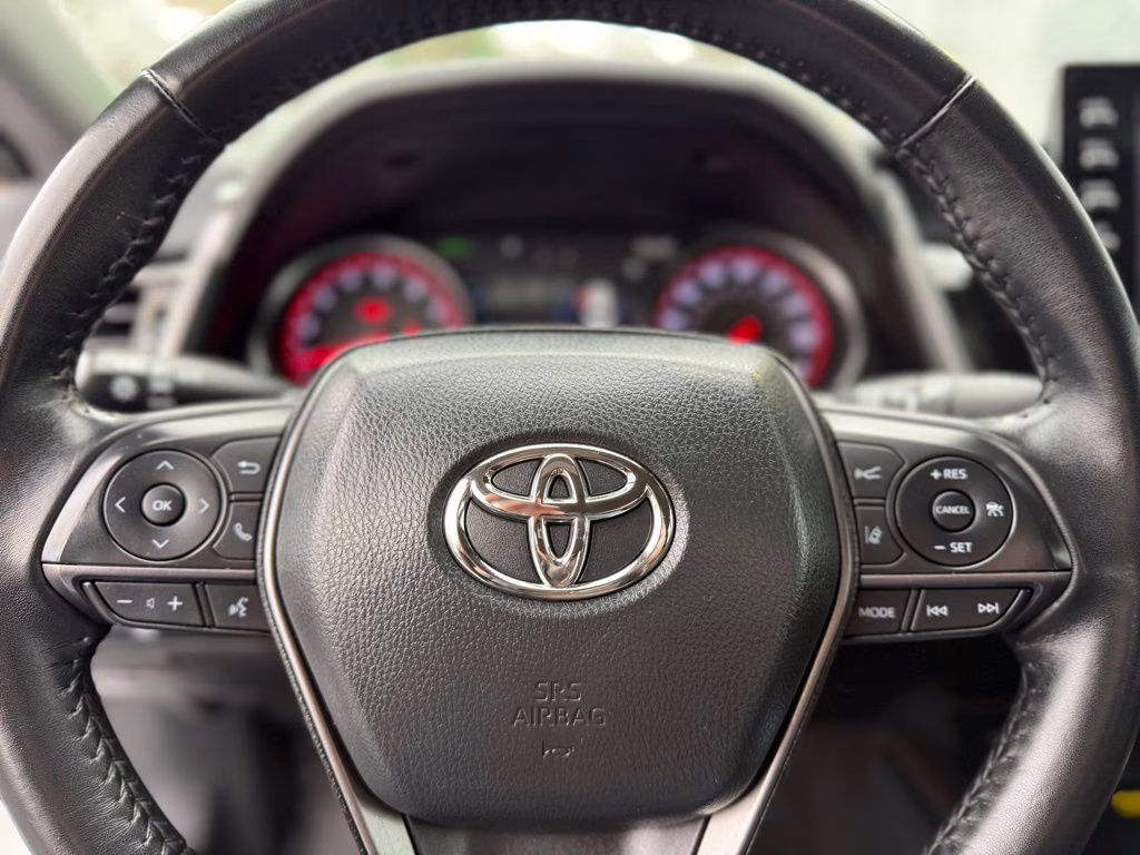 2023 Wind Chill Pearl Toyota Camry XSE FWD Sedan