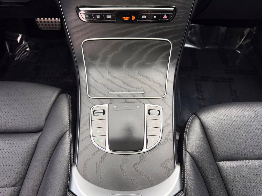 2021 Black Mercedes-Benz GLC GLC 300 RWD SUV