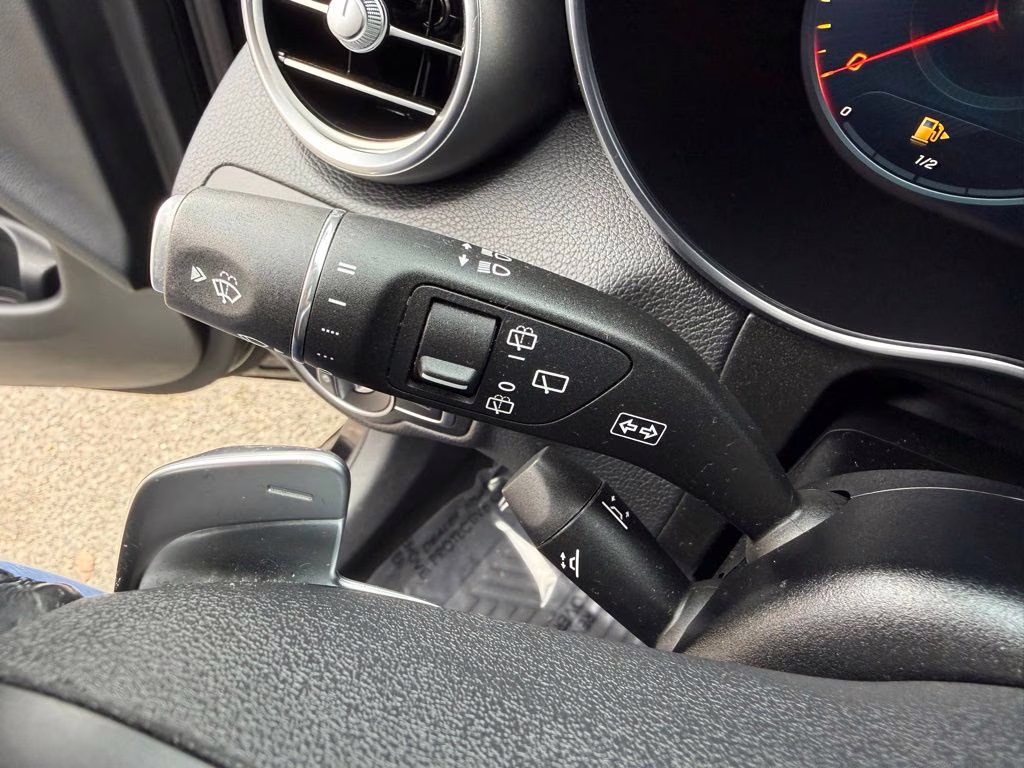 2021 Black Mercedes-Benz GLC GLC 300 RWD SUV